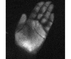 Plaatje van fluorescerende handen